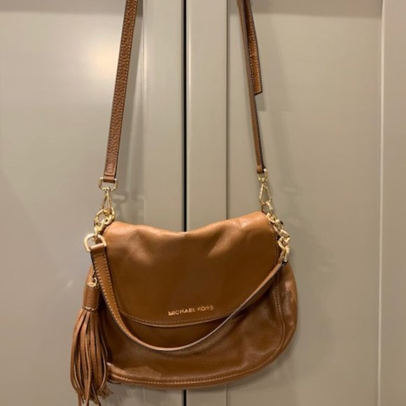 Michael Kors Purse - Picture 1 of 4